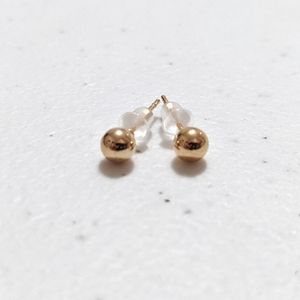 NWT Minimalist Gold Ball Stud Earrings
